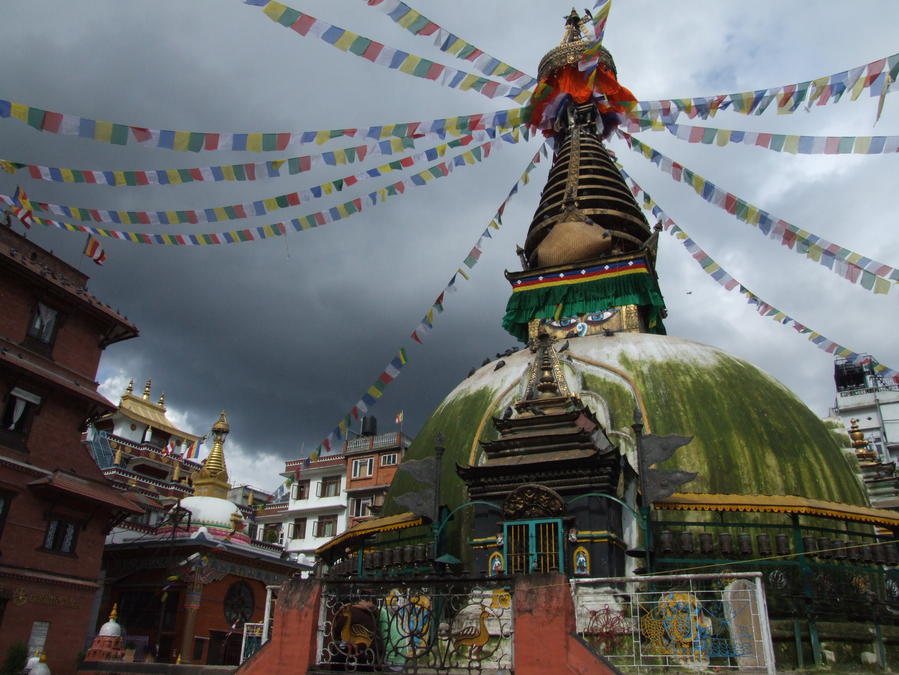 Stupa v ulickach Kathmandu